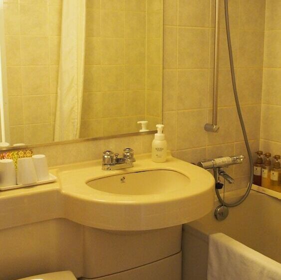 غرفة قياسية, Shibuya Tobu