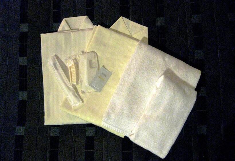 غرفة قياسية رباعية, Shibuya Tobu