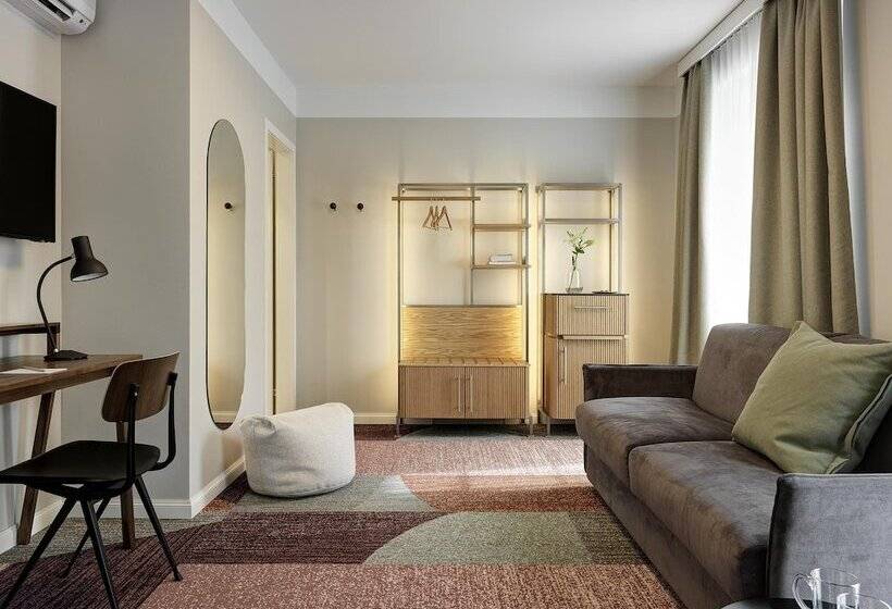 سوییت جونیور, St. Josef