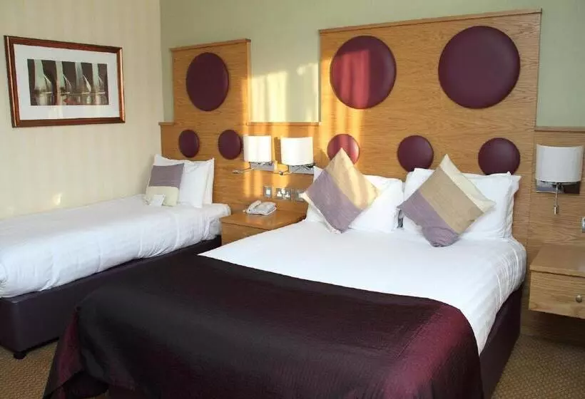 ファミリールーム, Abbey Hotel Golf & Spa
