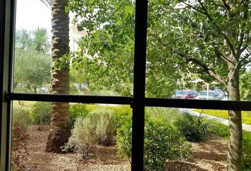 スイート, Grandview At Las Vegas