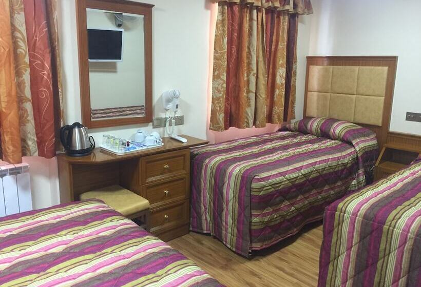 غرفة قياسية ثلاثية, White House