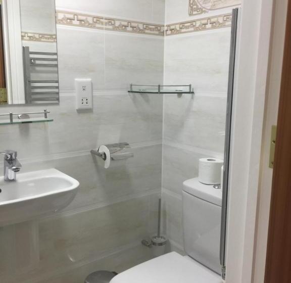 غرفة قياسية ثلاثية, White House