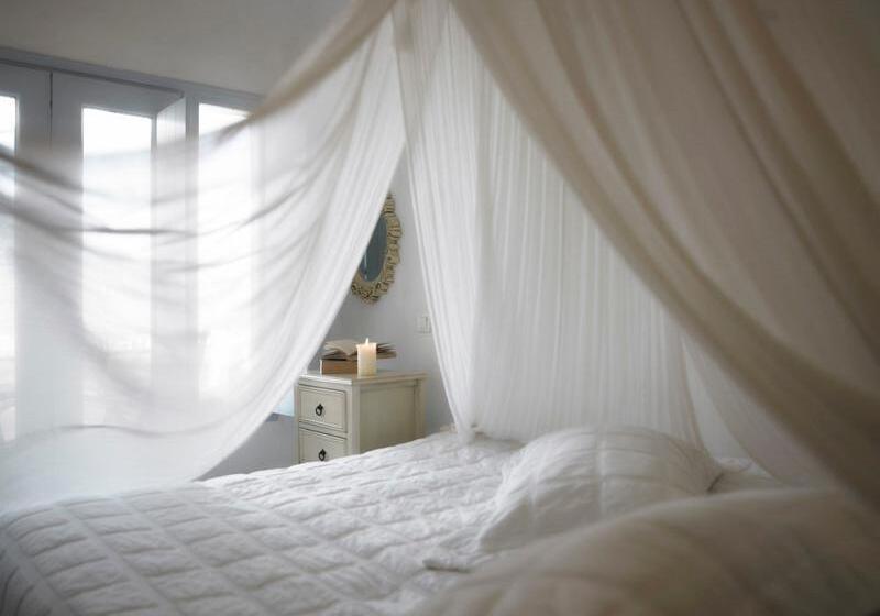 海景套房, Xenones Filotera