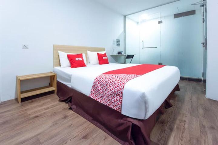 غرفة ديلوكس, North City