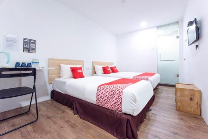 غرفة ديلوكس ثلاثية, North City