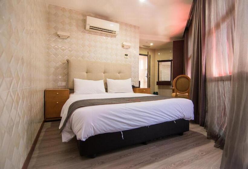 스탠다드 룸, Suwara