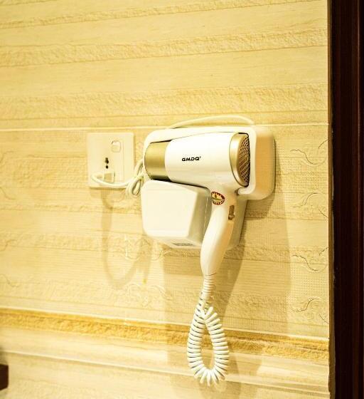 패밀리 룸, Suwara