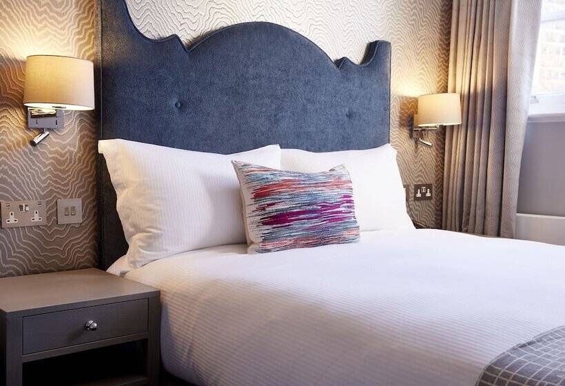 标准间, 54 Queen S Gate