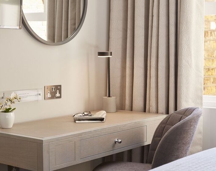 豪华房间, 54 Queen S Gate