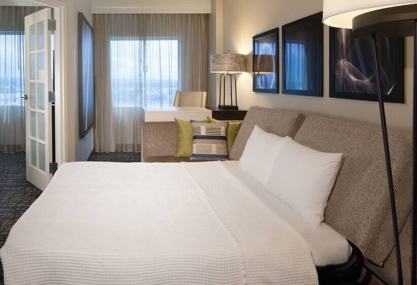 Suíte, Dallas Marriott Suites Medical/market Center