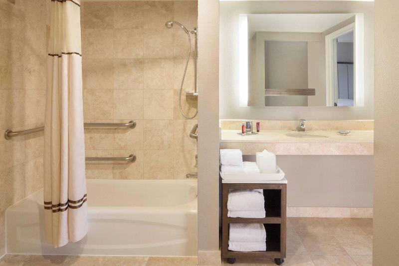 Suíte, Dallas Marriott Suites Medical/market Center