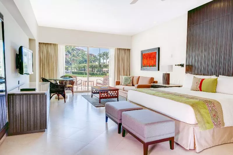 سوییت با چشم‌انداز استخر, Grand Velas Riviera Nayarit   All Inclusive