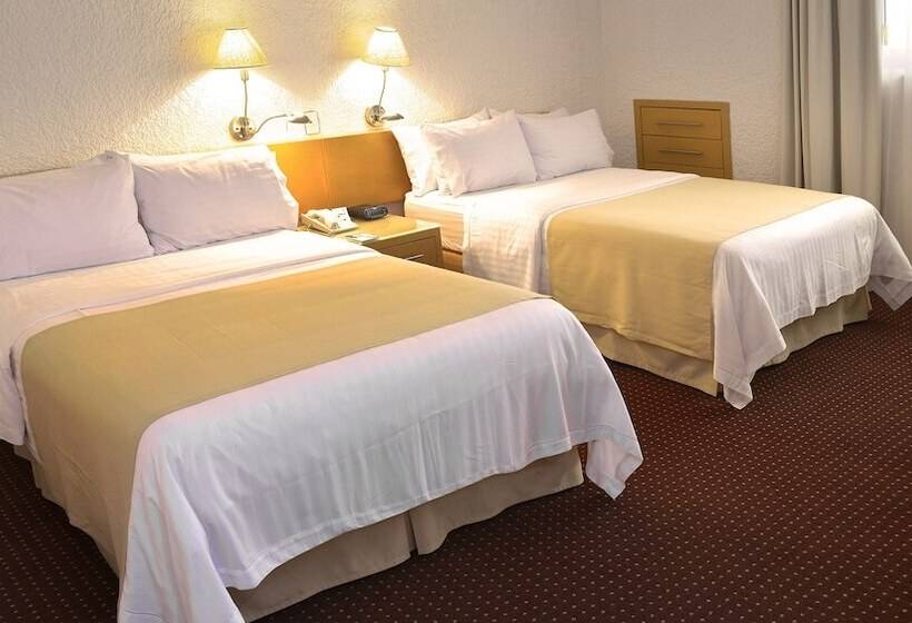 Номер Стандарт 2 Двуспальные Кровати, Holiday Inn Morelia, An Ihg