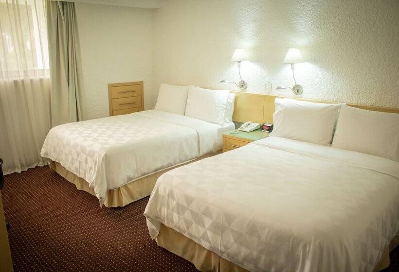 חדר סטנדרט שתי מיטות זוגיות, Holiday Inn Morelia, An Ihg