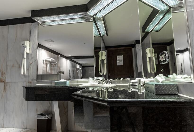 Люкс, Lac Carling Golf & Spa