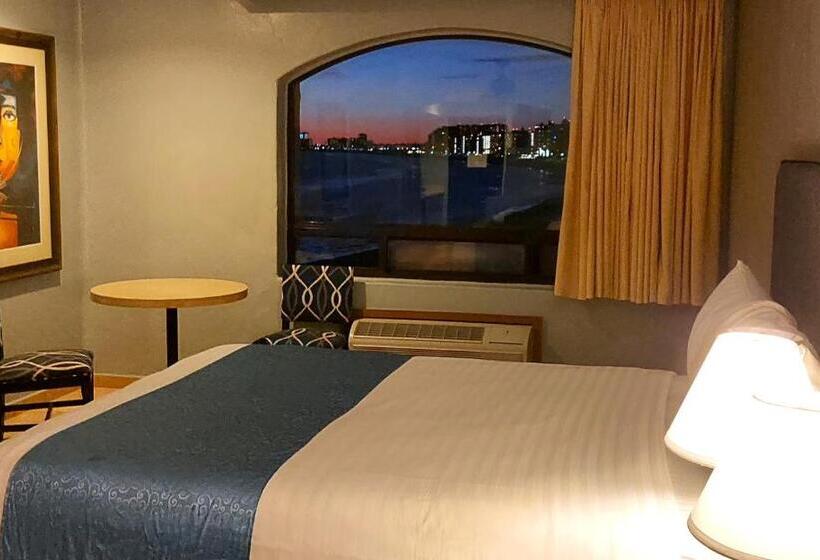 سوییت سوپریور با چشم‌انداز دریا, Peñasco Del Sol