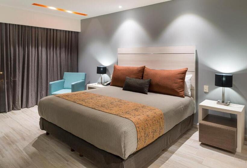 اتاق لوکس با تخت بزرگ, Real Inn Perinorte