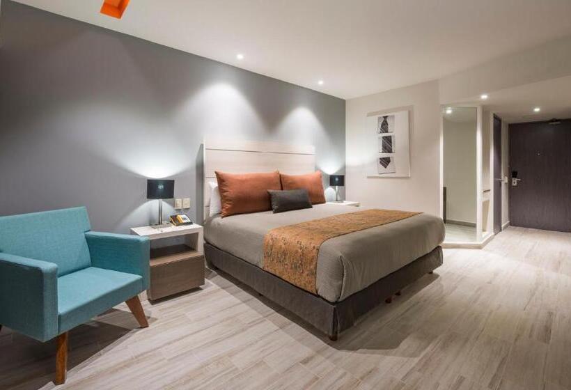 Номер Deluxe Кровать Кинг, Real Inn Perinorte