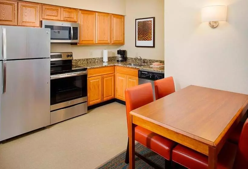 سوئیت 2 خوابه, Residence Inn Dallas Park Central