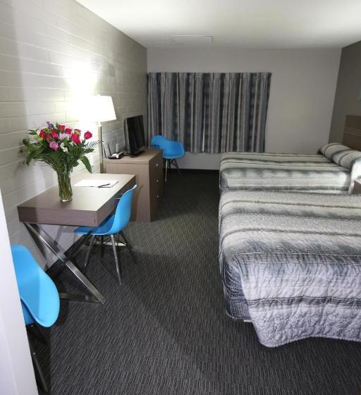 غرفة قياسية, Stanford Inn & Suites