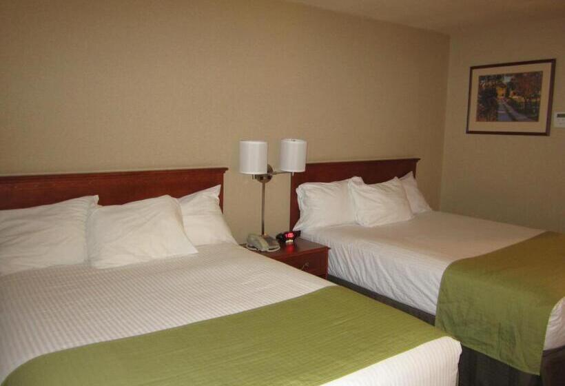 标准间, Super 8 By Wyndham Fort St. John Bc