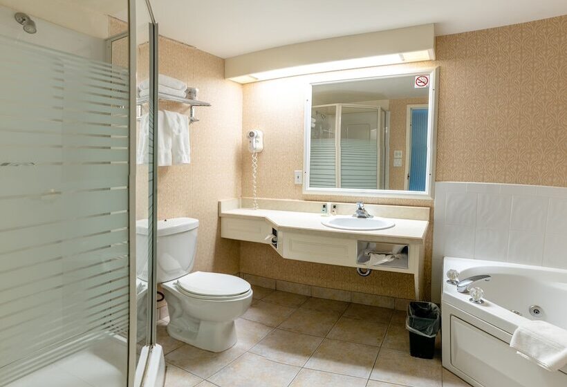 غرفة ديلوكس, The Casablanca