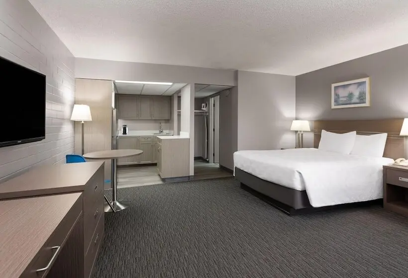 1階のスタンダードルーム, Travelodge by Wyndham Grande Prairie