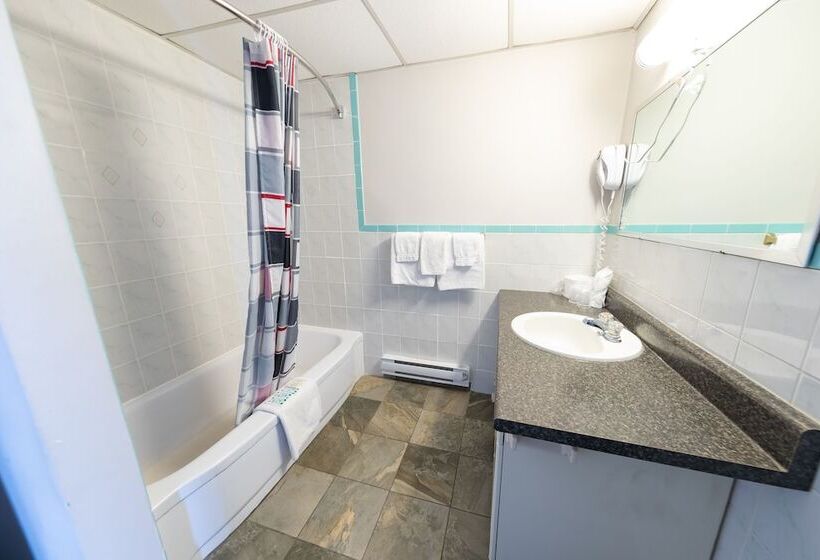 ファミリールーム, Villager Lodge Niagara Falls