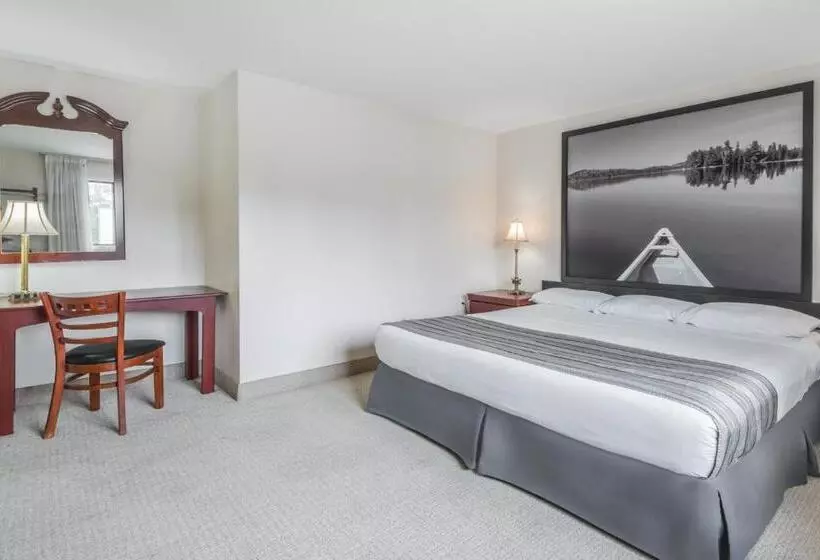 デラックススイート, Super 8 By Wyndham Guelph
