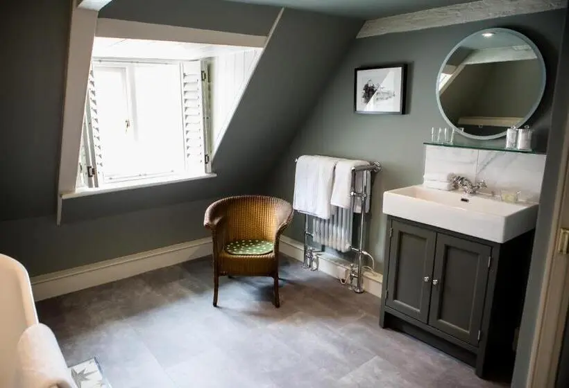 Deluxe-huone, Moore House