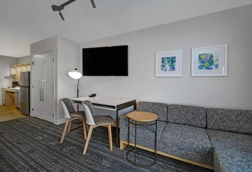 Студия Стандарт, Towneplace Suites By Marriott Fall River Westport