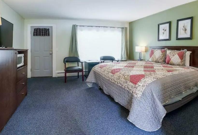 キングサイズベッドのデラックスルーム, Acadia Pines Motel