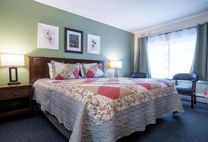 デラックスルーム, Acadia Pines Motel