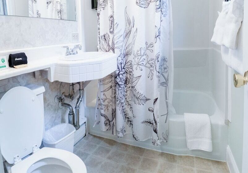 スーペリアールーム, Acadia Pines Motel