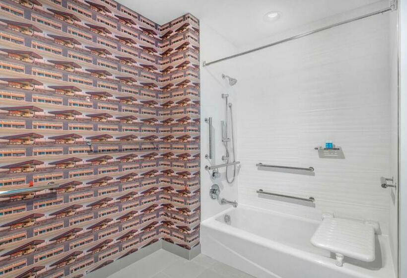 غرفة قياسية سرير كينج, Aloft Denver North Westminster