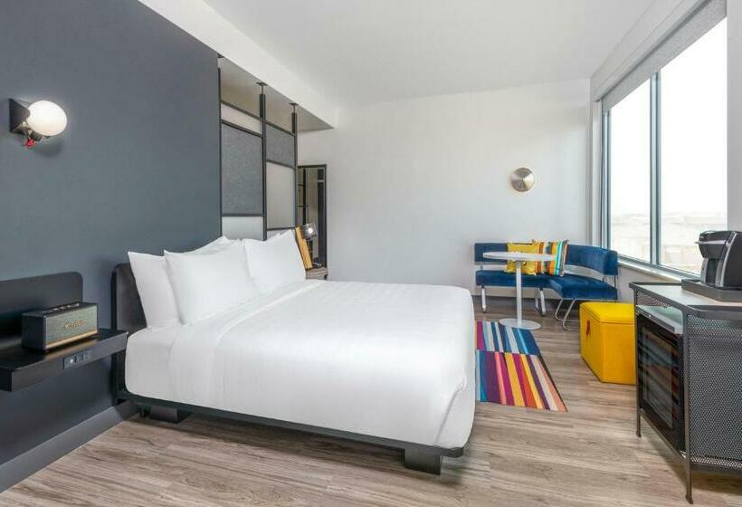 غرفة قياسية سرير كينج, Aloft Denver North Westminster