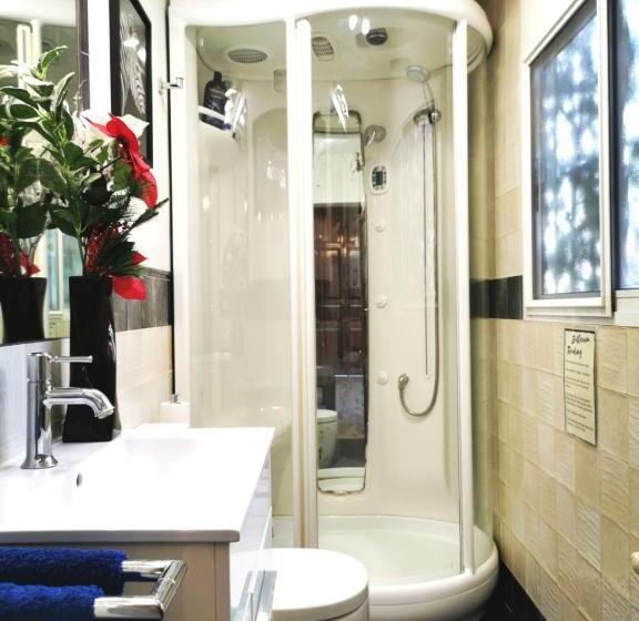 Номер Стандарт Совместная Ванная, Portrait Boutique Guesthouse