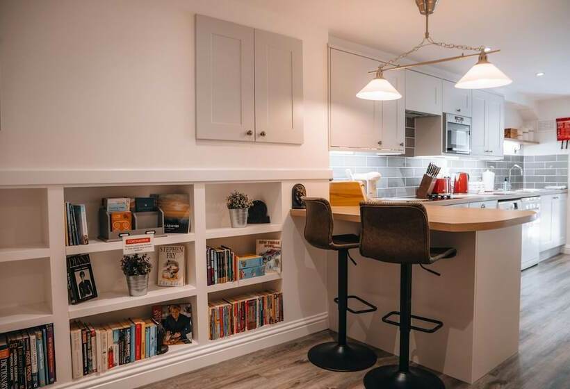 خانه 1 خوابه, Riverbank Cottage