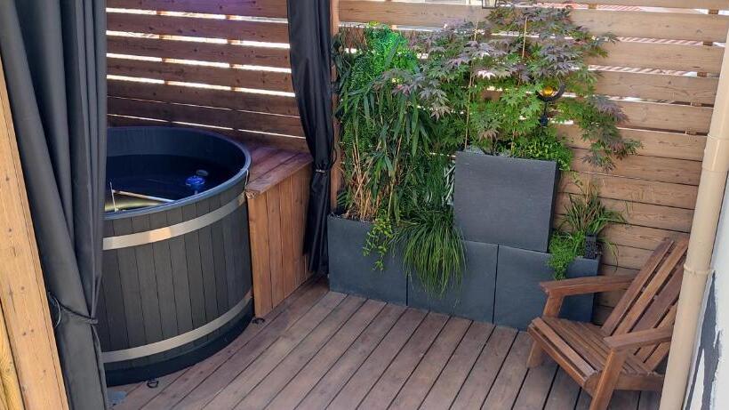 침실 1개 아파트, Appart Hotel Glam88 Suites Avec Spa Et Sauna Privatif