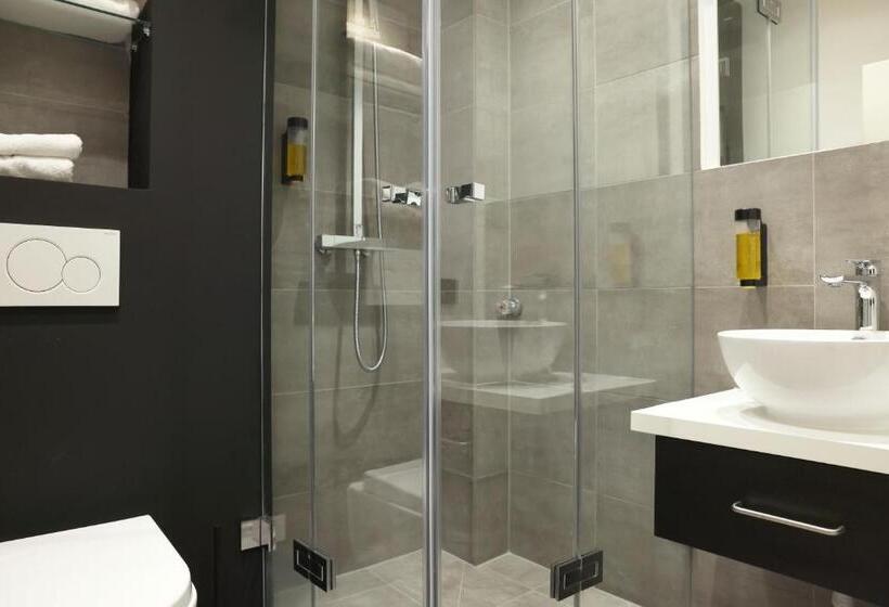 스탠다드 스튜디오, Juststay Solingen Hotel & Apartments