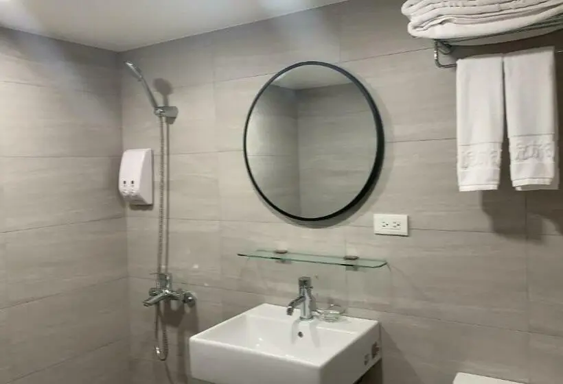 اتاق استاندارد, Cy