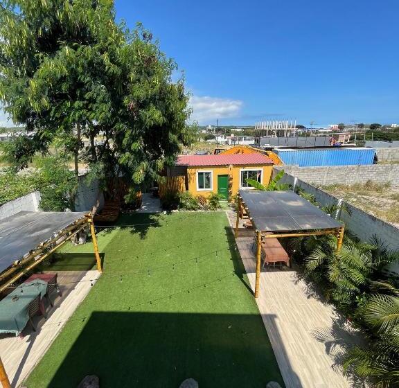 غرفة قياسية رباعية مزودة بشُرفة, Mare S&m Casa Hostal