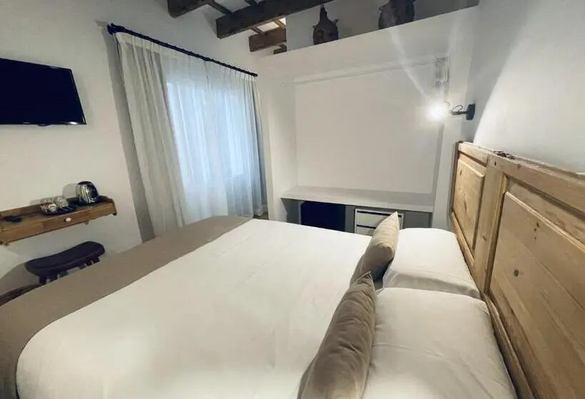 Chambre Basic, Casa Miranda