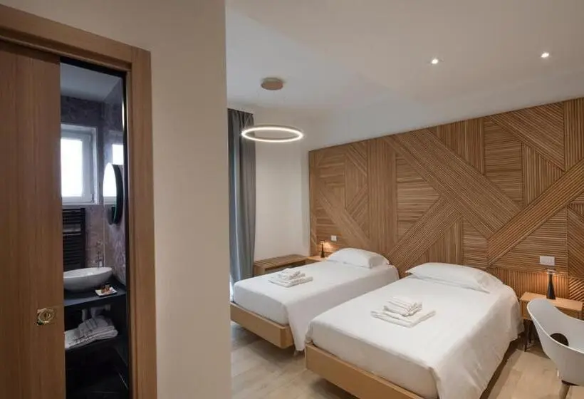 スタンダードルーム, Ophelia