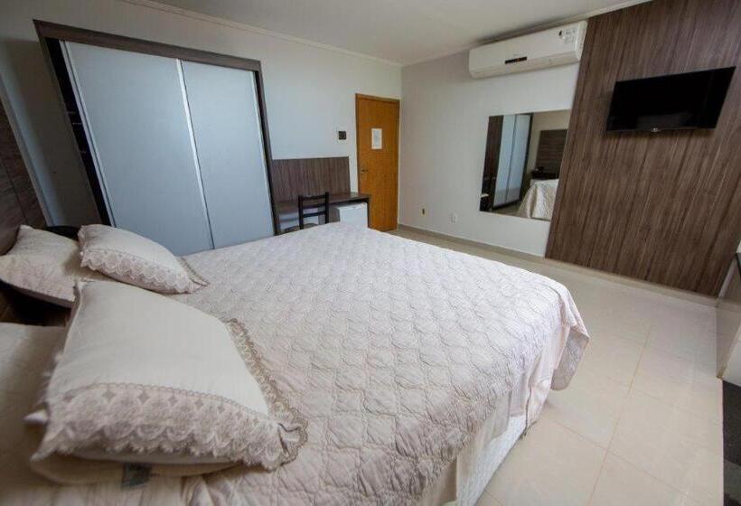 带按摩浴盆的套房, Pumma Budget