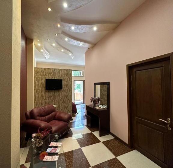 발코니 디럭스 룸, Royal Plus