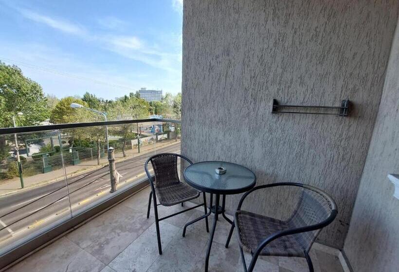 Appartamento familiare con 1 camera da letto e balcone, Solid Magic Apart