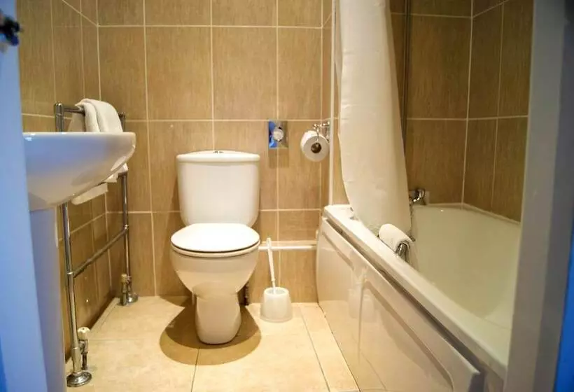 اتاق استاندارد یک نفره, Cumberland Hotel   Oceana Collection