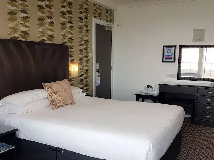 اتاق استاندارد با بالکن و چشم‌انداز دریا, Cumberland Hotel   Oceana Collection